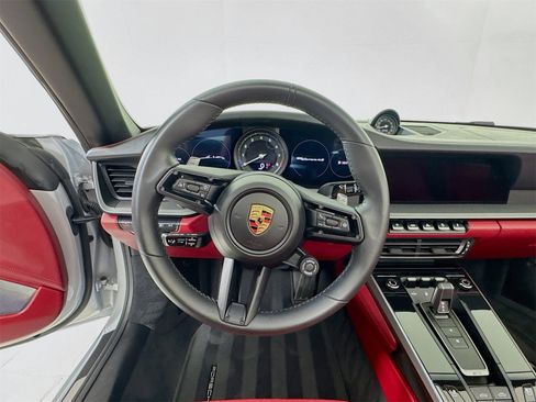 Used 2024 Porsche 911 Carrera 4S image 11