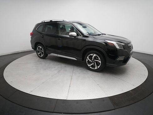 Used 2023 Subaru Forester Touring image 13