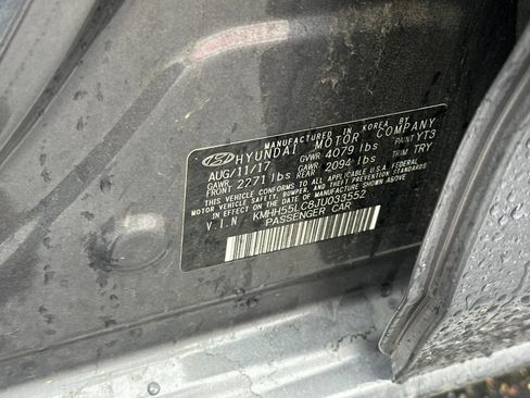 Used 2018 Hyundai Elantra GT Sport w/ Sport Tech Package 04 image 25