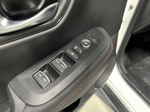 New 2026 Honda HR-V Sport image 16