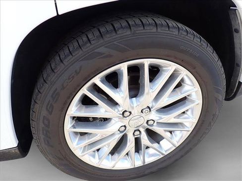 Used 2017 Jeep Grand Cherokee Summit AWD/4WD image 5