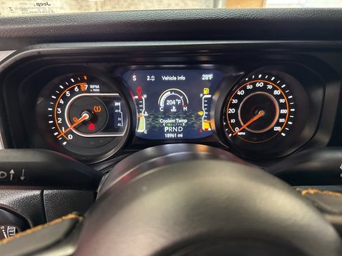 Used 2024 Jeep Gladiator Willys image 23