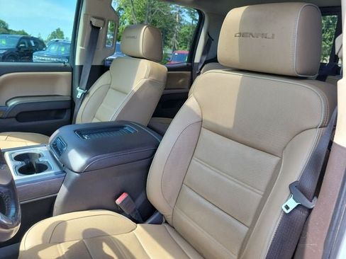 Used 2017 GMC Sierra 3500 Denali w/ Duramax Plus Package AWD/4WD image 5