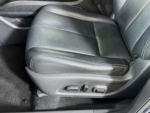 Used 2018 Nissan Murano SL w/ Moonroof Package FWD image 25