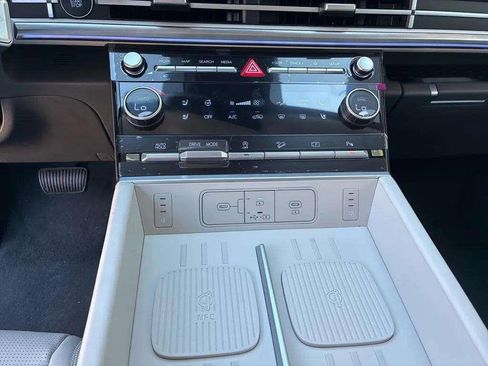 New 2026 Hyundai Santa Fe Calligraphy image 17