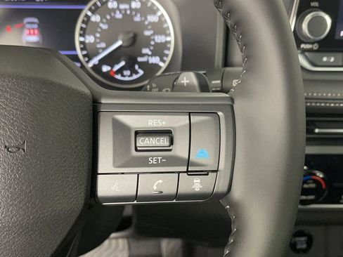 New 2025 Nissan Rogue SV image 24