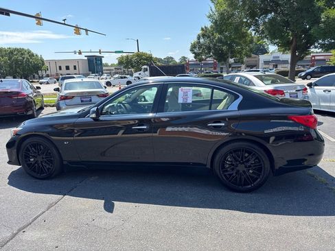 Used 2015 INFINITI Q50 AWD w/ Technology Package image 5