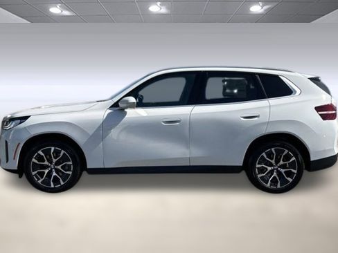 Used 2025 BMW X3 xDrive30i w/ Convenience Package image 2