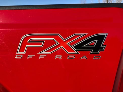 Used 2014 Ford F350 Lariat w/ Lariat Interior Package image 9