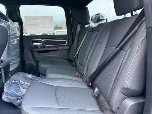 New 2026 RAM 2500 Big Horn AWD/4WD image 24