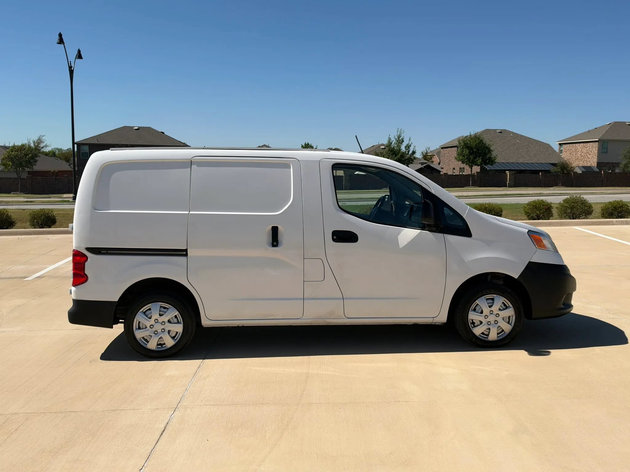 Used 2021 Nissan NV200 S FWD image 4