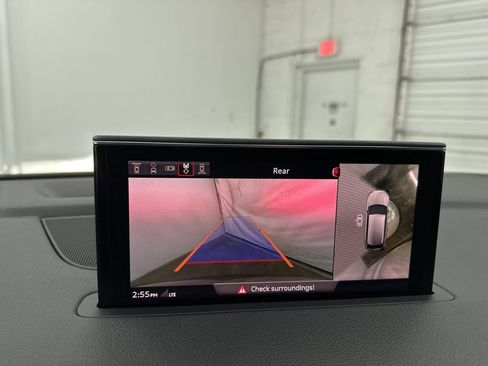 Used 2017 Audi Q7 3.0T Prestige image 17