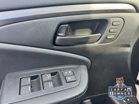 Used 2023 Honda Passport EX-L image 16