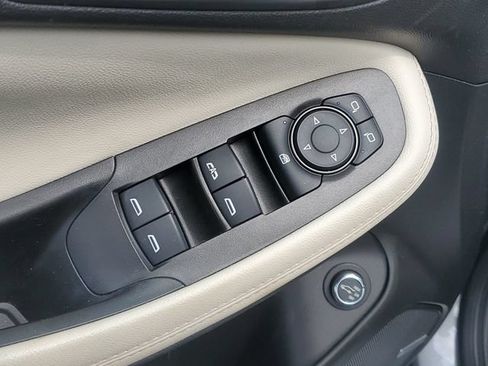 Used 2024 Buick Encore GX Avenir w/ Avenir Convenience Package AWD/4WD image 16