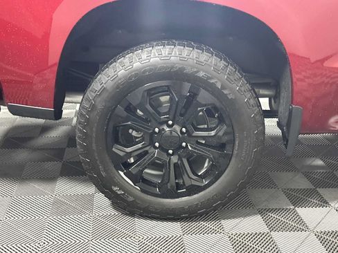 Used 2025 Chevrolet Silverado 1500 LTZ w/ LTZ Premium Package AWD/4WD image 21