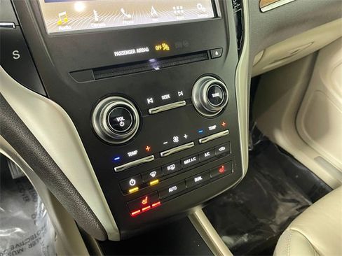 Used 2019 Lincoln MKC Select w/ Select Plus Package image 8