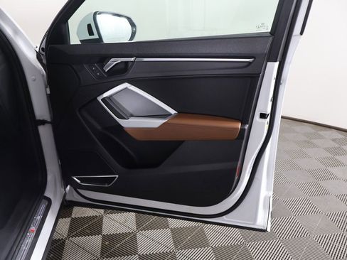 Used 2021 Audi Q3 2.0T Premium Plus image 24