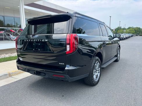 Used 2025 Ford Expedition Max Active AWD/4WD image 8