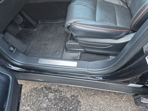 Used 2025 Lincoln Aviator Black Label image 12