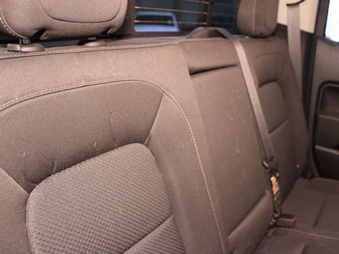 Used 2022 Chevrolet Colorado LT w/ LT Convenience Package image 13