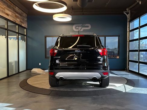 Used 2019 Ford Escape SEL FWD image 4