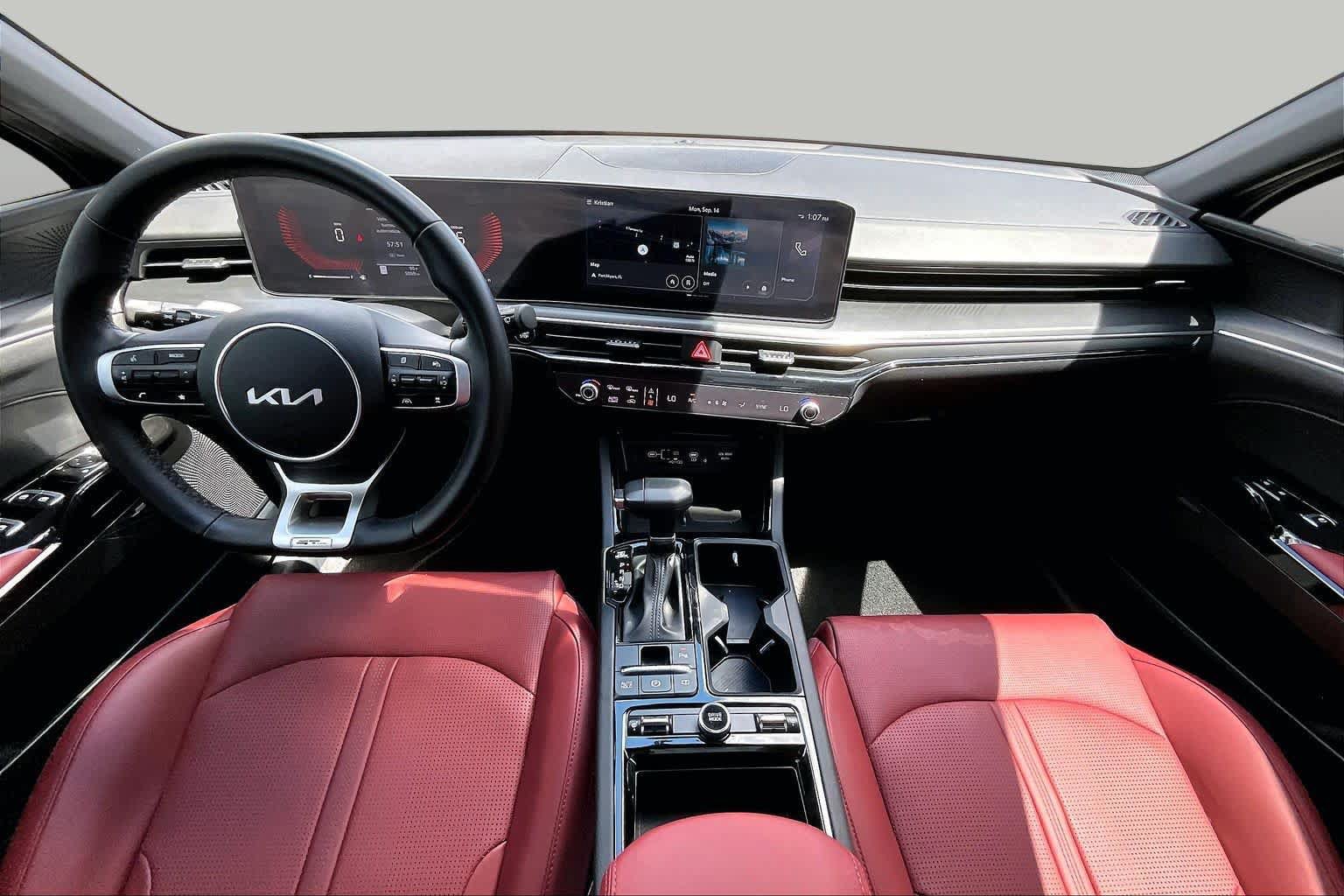 Used 2025 Kia K5 GT-Line w/ GT-Line Premium Package FWD image 16