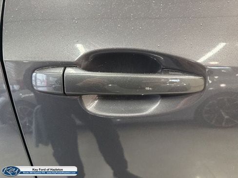 Used 2023 Subaru Outback Premium AWD/4WD image 20