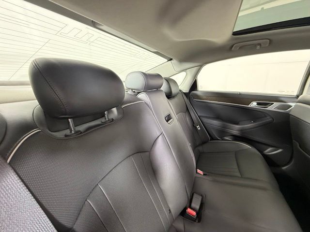 Used 2018 Genesis G80 3.8 w/ Option Group 03 RWD image 31