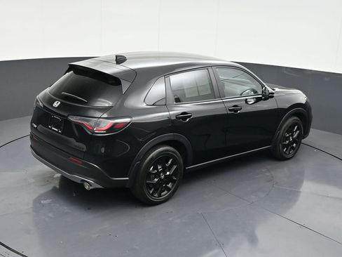 Used 2025 Honda HR-V Sport image 18