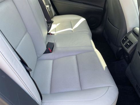Used 2013 Lexus ES 350 w/ Luxury Pkg FWD image 17
