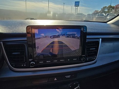 Used 2021 Kia Rio S image 28