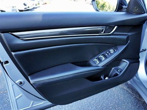 Used 2022 Honda Accord Sport image 22