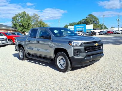 Used 2024 Chevrolet Colorado W/T w/ Technology Package