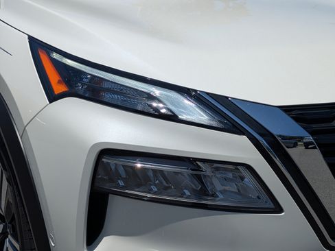 Certified 2023 Nissan Rogue SL w/ SL Premium Package FWD image 10