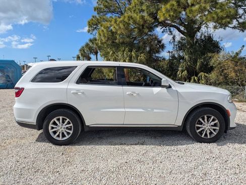 Used 2021 Dodge Durango SXT w/ Trailer Tow Group IV image 2