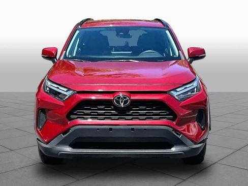 Used 2023 Toyota RAV4 XLE FWD image 4