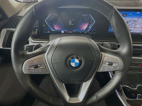 Used 2023 BMW X7 xDrive40i image 20