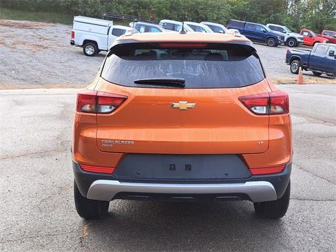 Used 2023 Chevrolet TrailBlazer LT w/ Convenience Package image 4