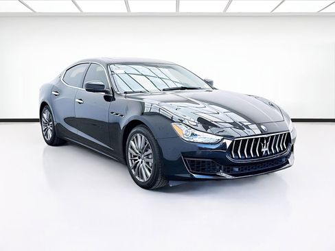 Used 2018 Maserati Ghibli image 3
