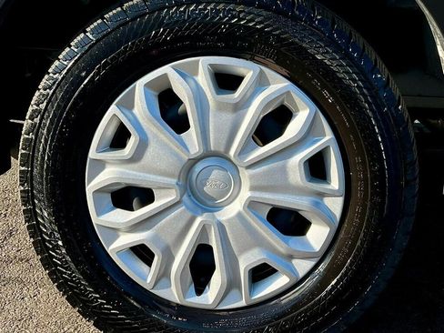 Used 2024 Ford Transit 250 Low Roof w/ Exterior Upgrade Package image 21