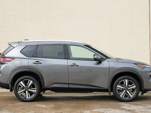 Used 2024 Nissan Rogue SL w/ SL Premium Package AWD/4WD image 49