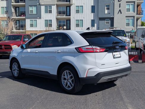 Used 2024 Ford Edge SEL AWD/4WD image 7