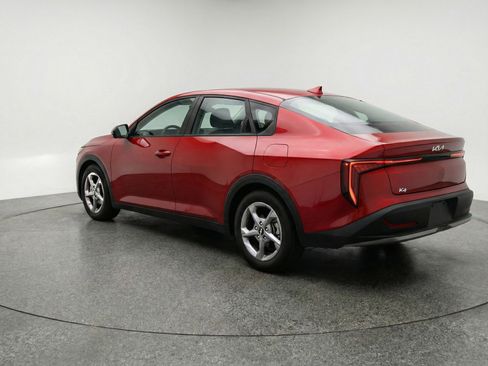 Used 2025 Kia K4 LXS image 6