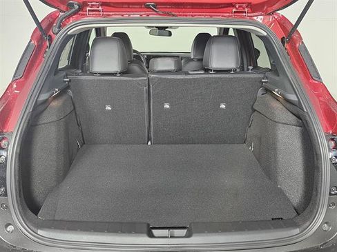 New 2026 Nissan Kicks SR w/ Cold Weather Package image 19