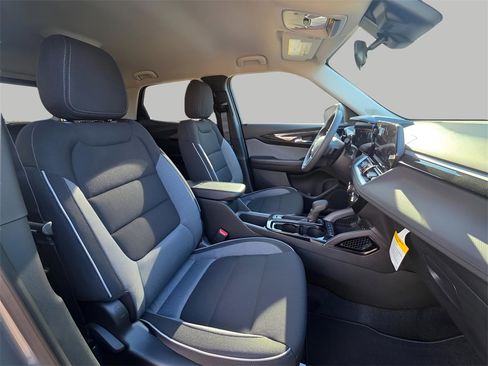 New 2026 Chevrolet TrailBlazer LT image 11