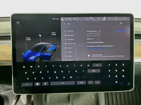 Used 2024 Tesla Model Y Long Range AWD/4WD image 17