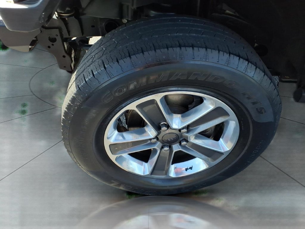 Used 2018 Jeep Wrangler Unlimited Rubicon AWD/4WD image 9