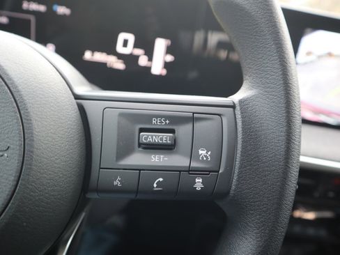 New 2026 Nissan Kicks SV image 18