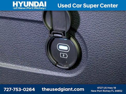 Used 2023 Hyundai Palisade Limited image 38