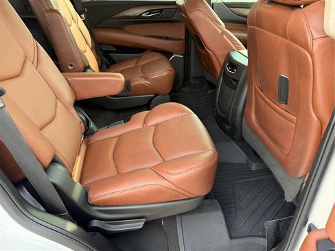 Used 2018 Cadillac Escalade Premium Luxury w/ LPO, Radiant Package image 54
